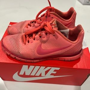 Nike free 3.0 size 6 womans